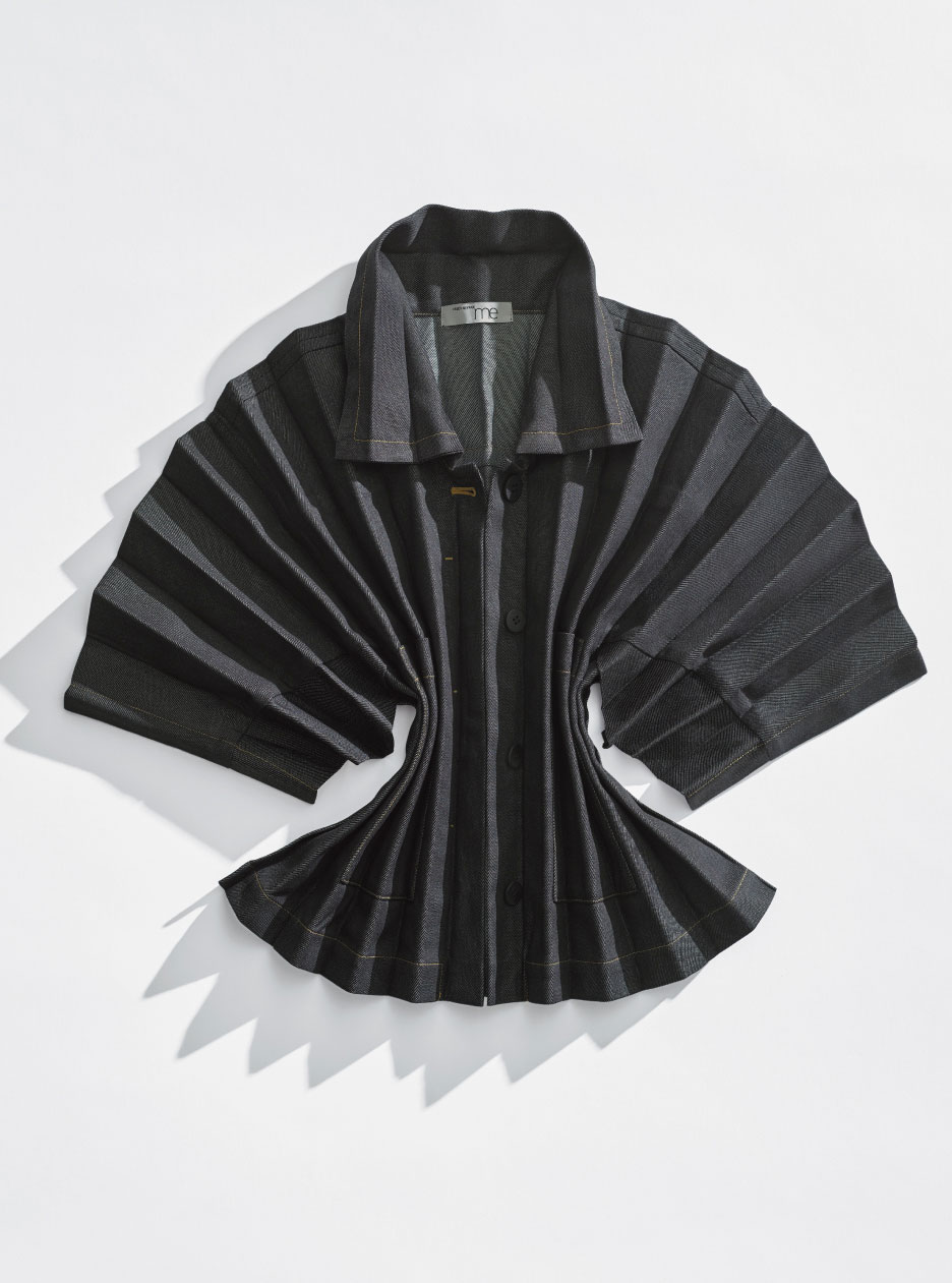 DENIM PLEATS