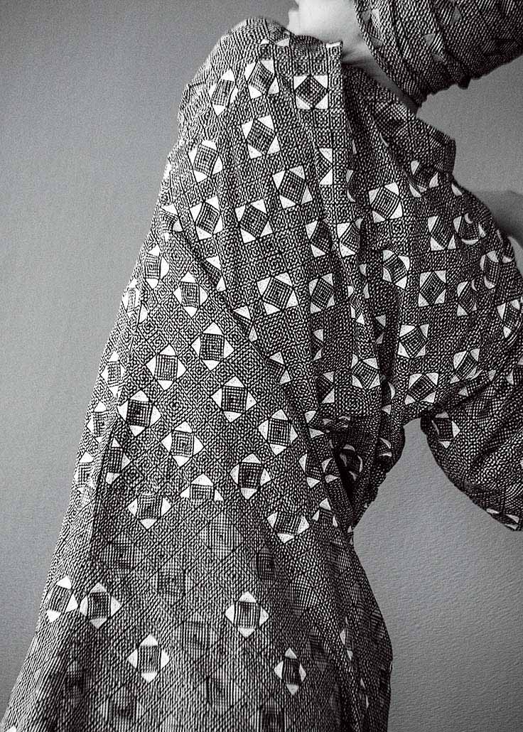GEOMETRIC BHILL