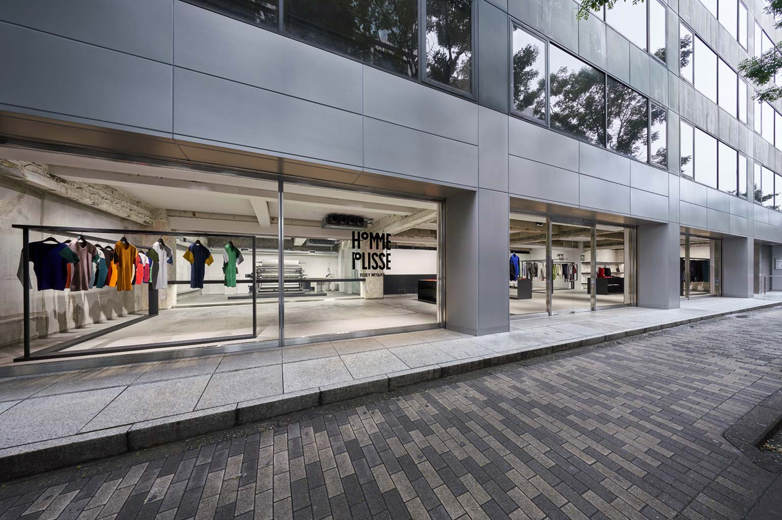 HOMME PLISSÉ ISSEY MIYAKE / AOYAMA