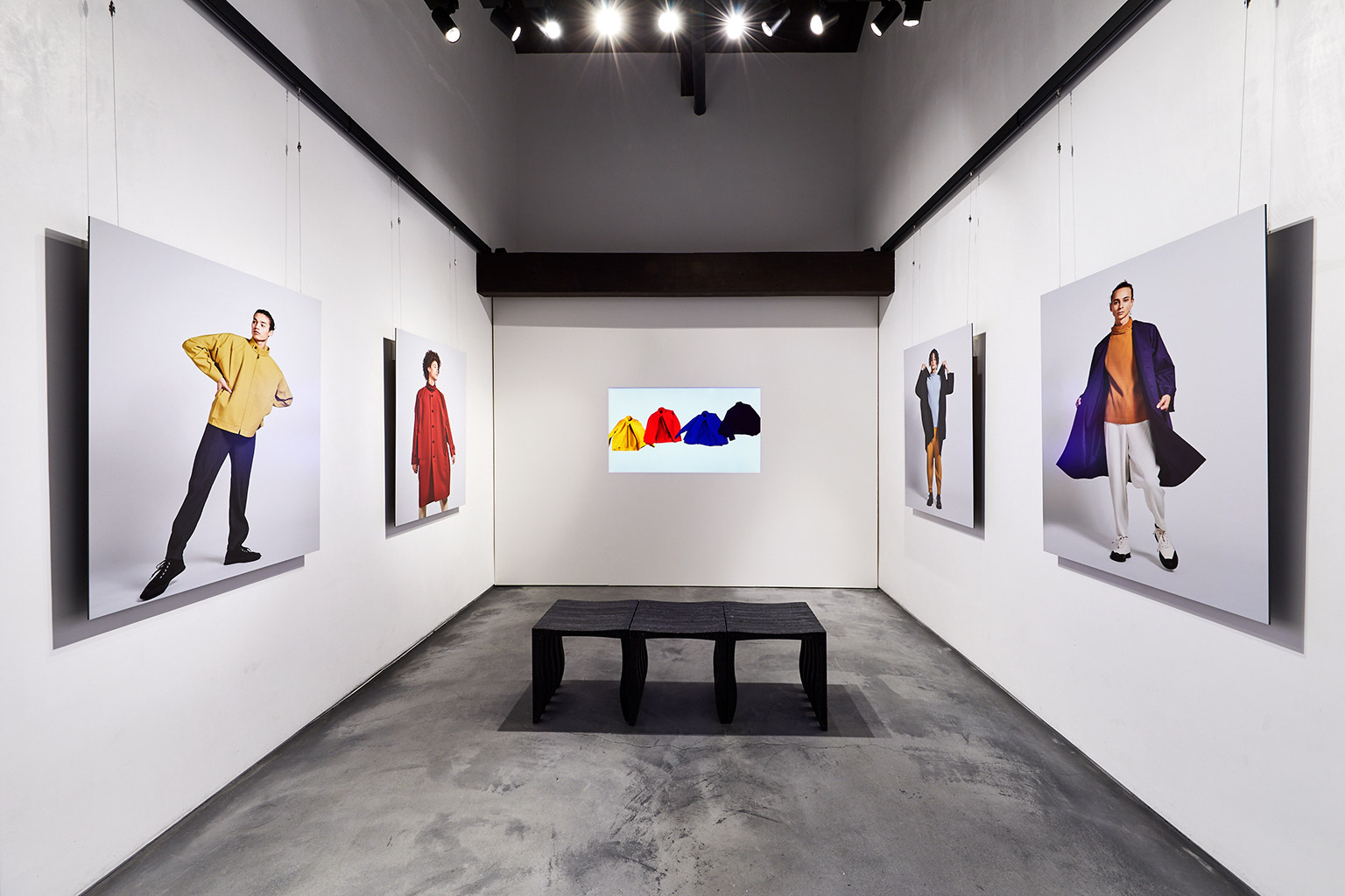 KURA展 “FLAT”