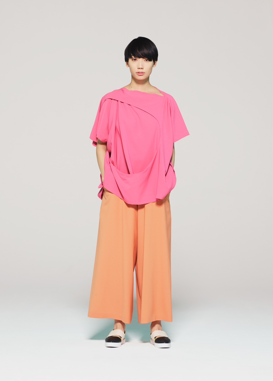 HOLE DRAPE