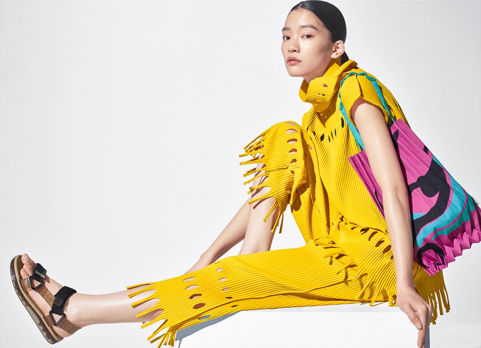 FRINGE A-POC PLEATS