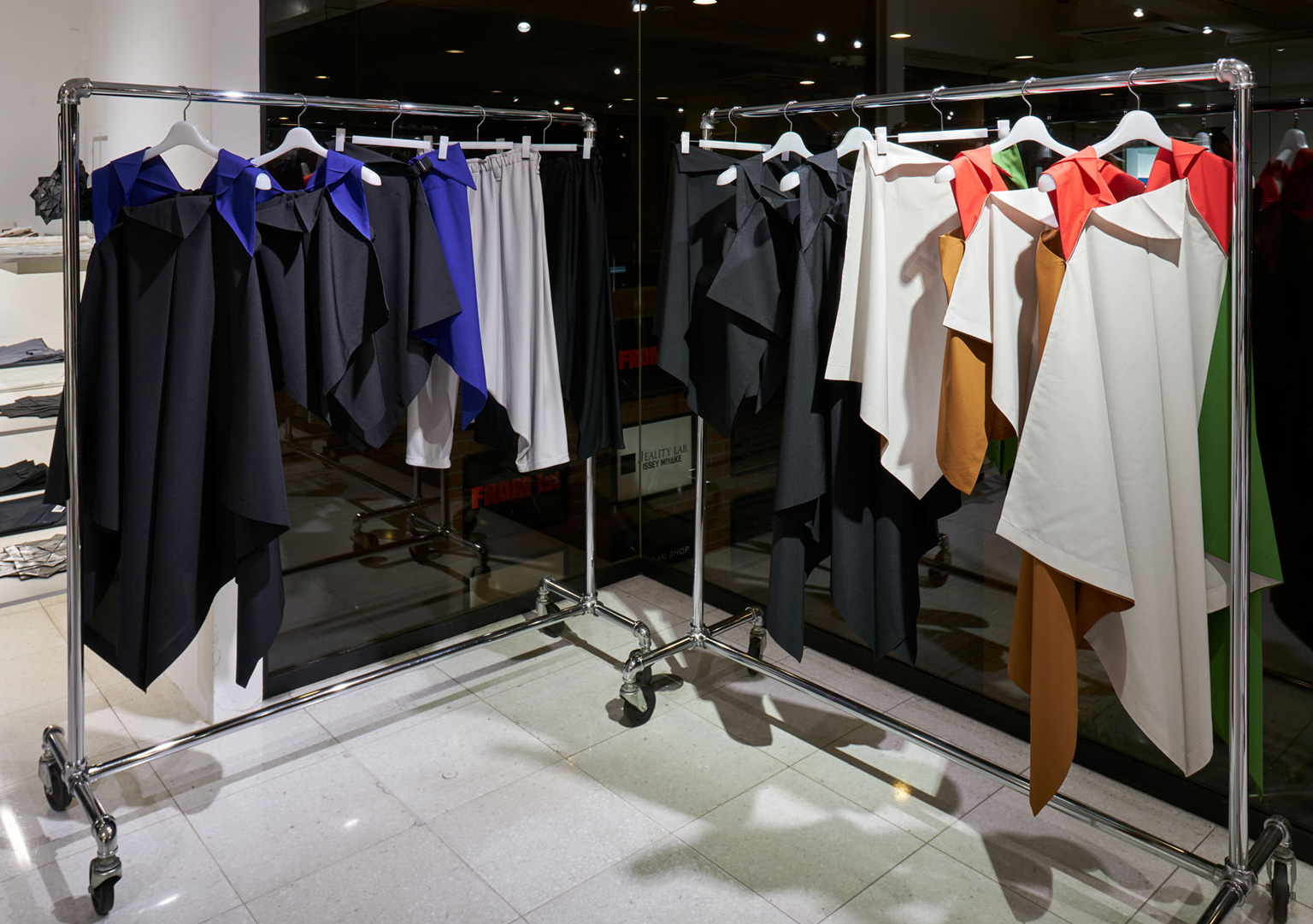 132 5. ISSEY MIYAKE