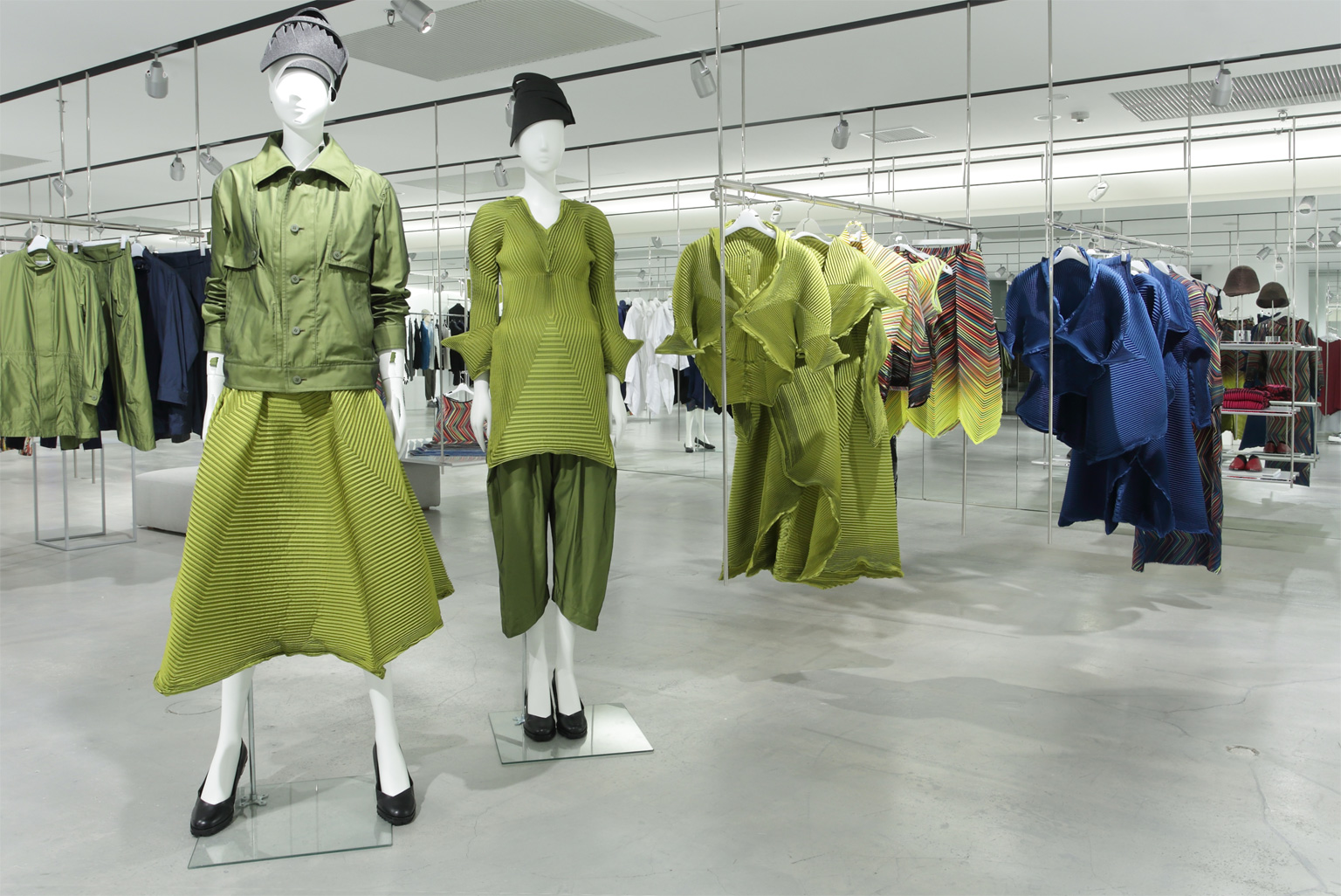 ISSEY MIYAKE / SEMBA