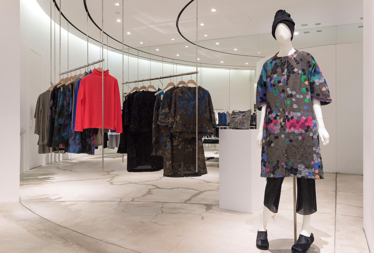 ISSEY MIYAKE / KOBE