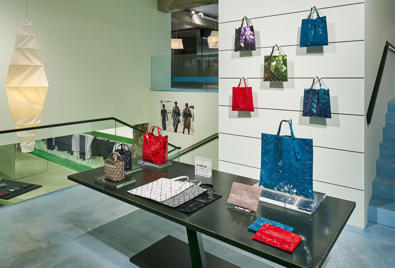 REALITY LAB. ISSEY MIYAKE