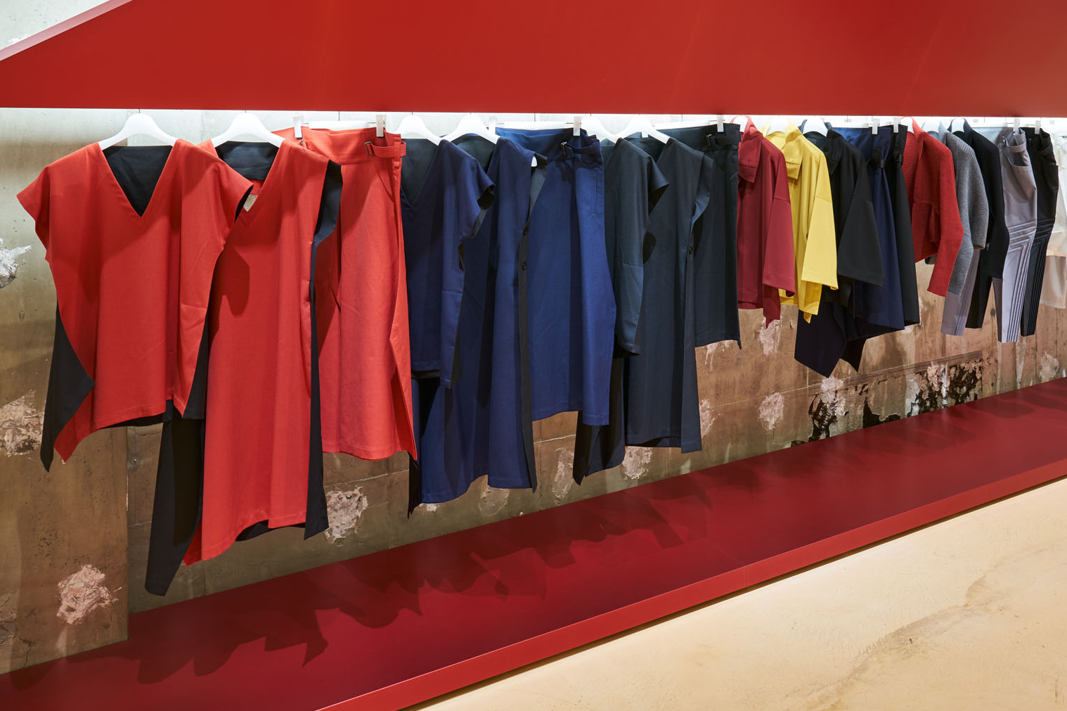 ISSEY MIYAKE MARUNOUCHI