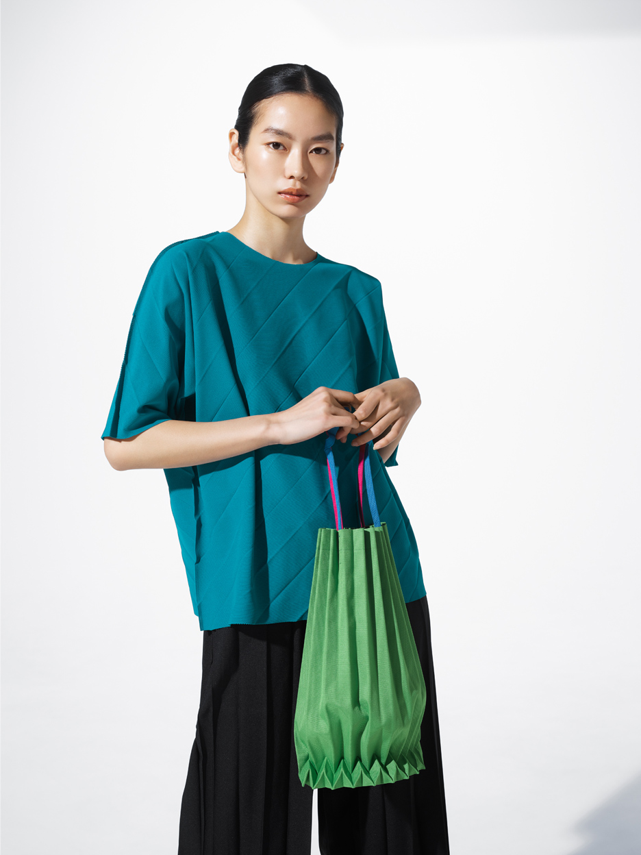LINE FINE KNIT