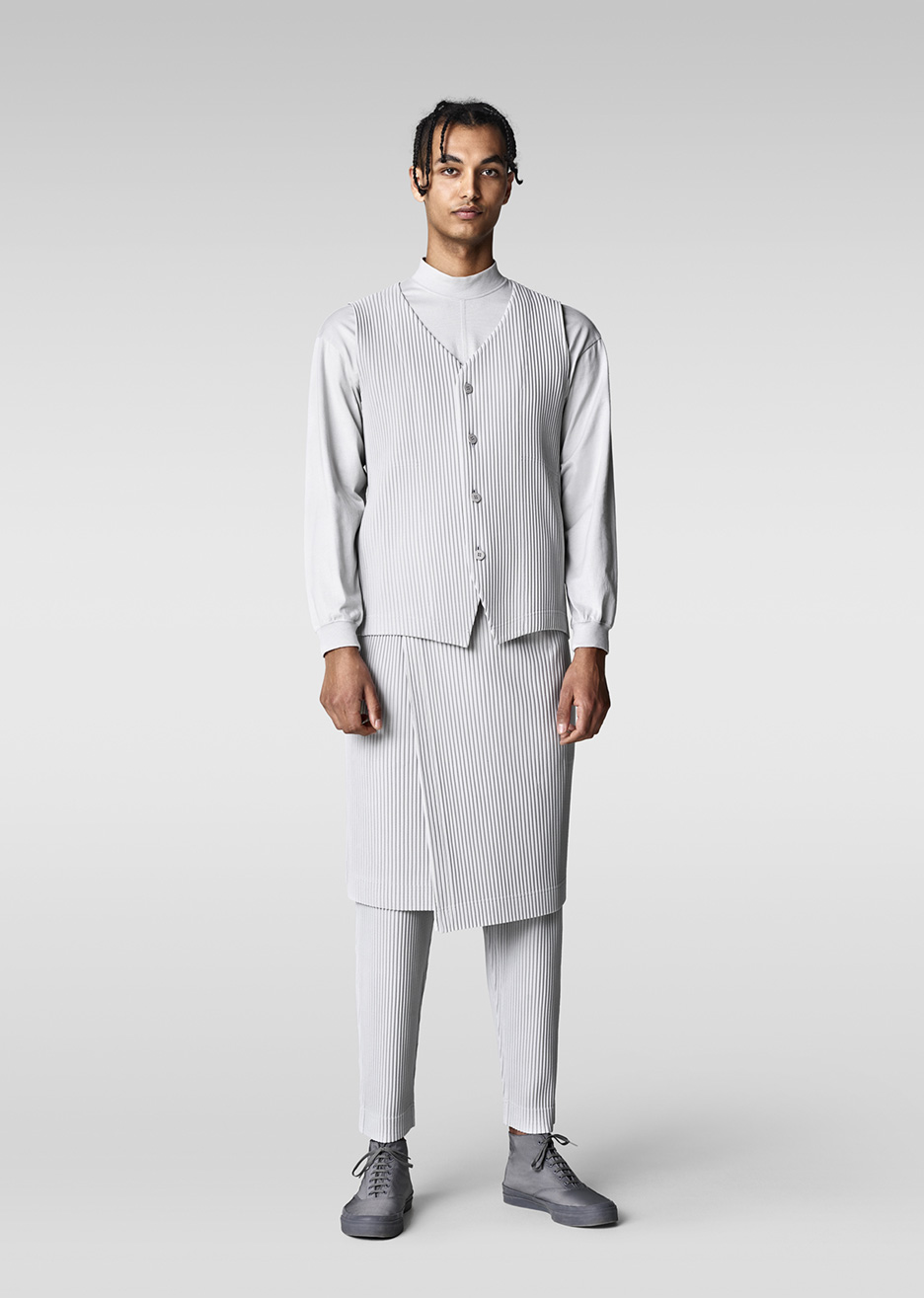 TAILORED PLEATS 2