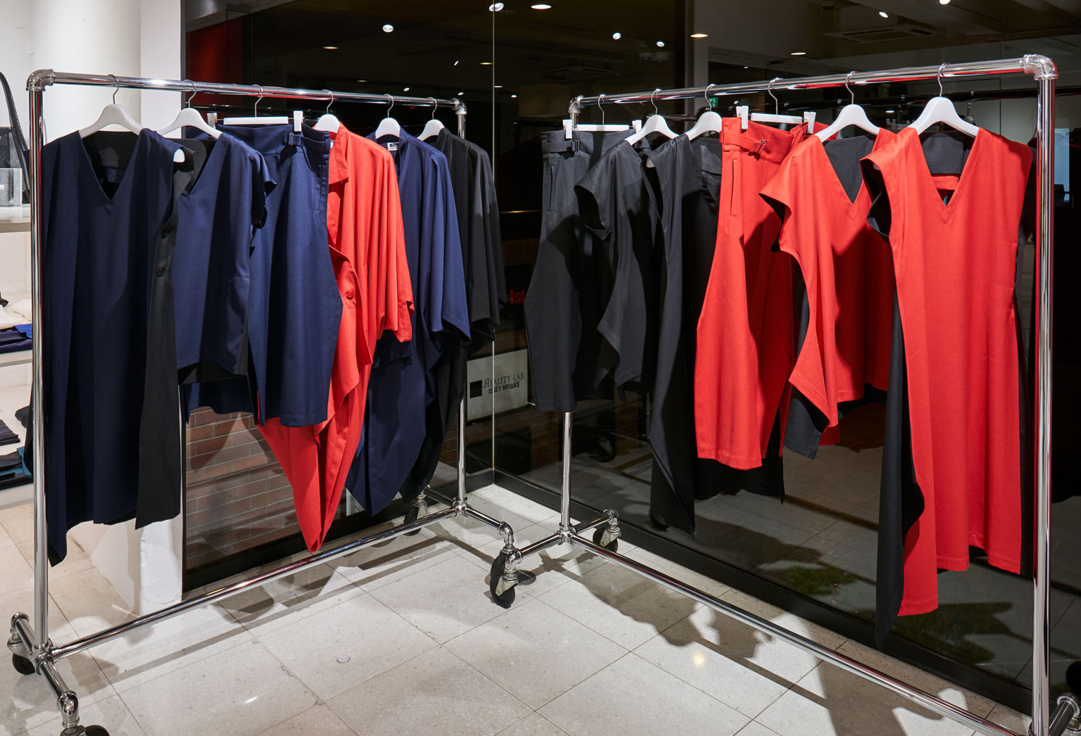 FLAT WOOL REALITY LAB. ISSEY MIYAKE