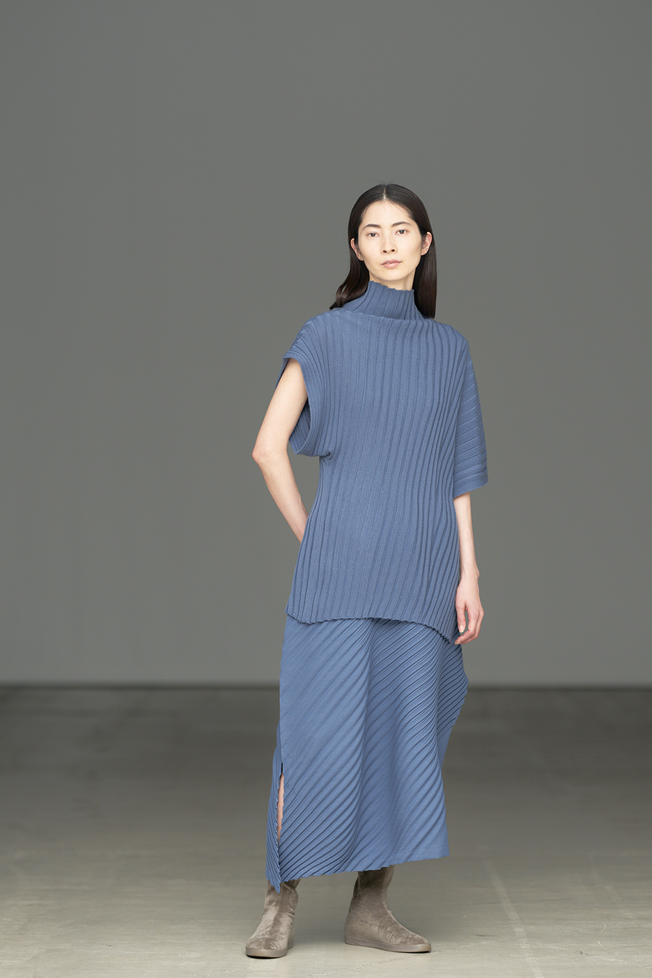 WOOL STRIPE KNIT