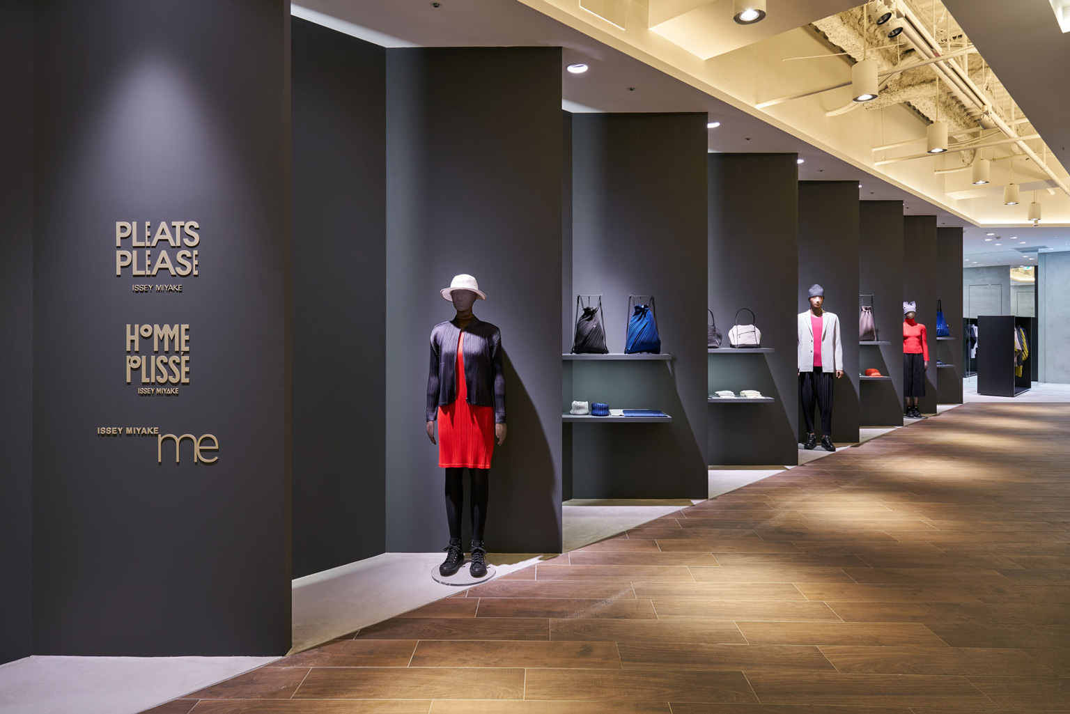 HOMME PLISSÉ ISSEY MIYAKE / NAGOYA PARCO