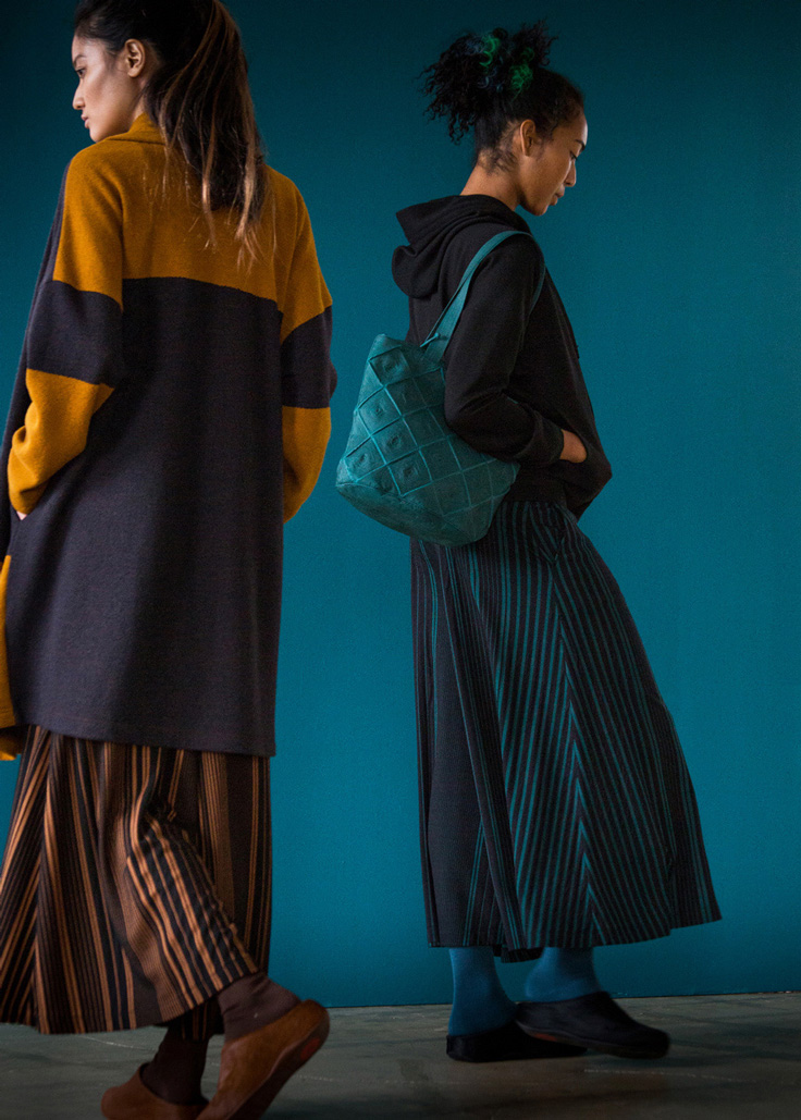 HaaT: DIAGONAL DIP WOOL