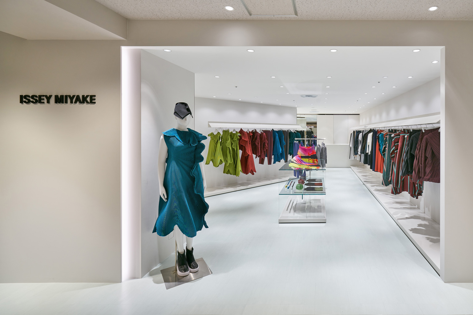 ISSEY MIYAKE SEIBU IKEBUKURO