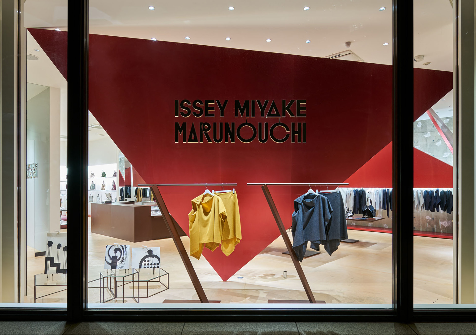 ISSEY MIYAKE MARUNOUCHI