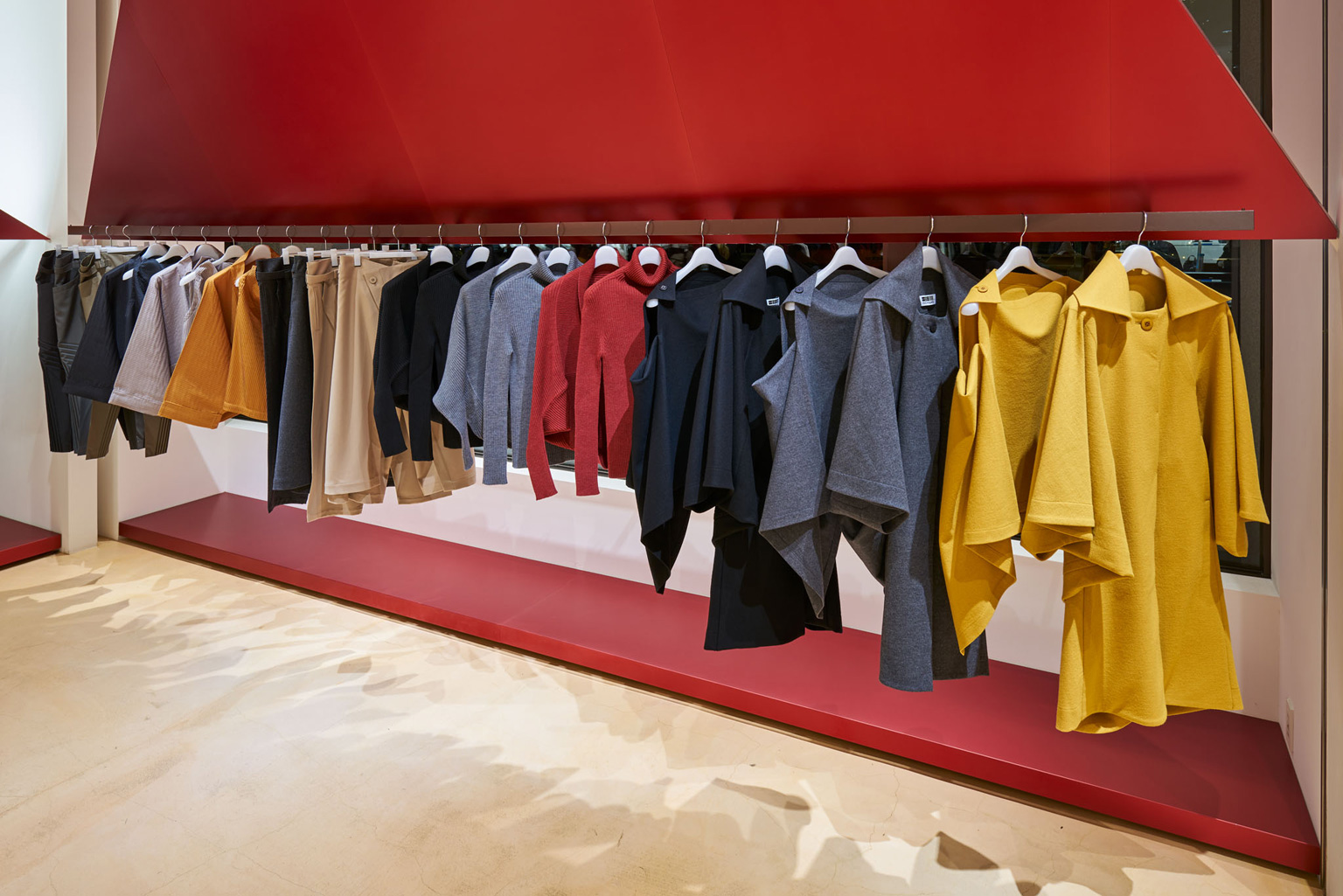 132 5. ISSEY MIYAKE