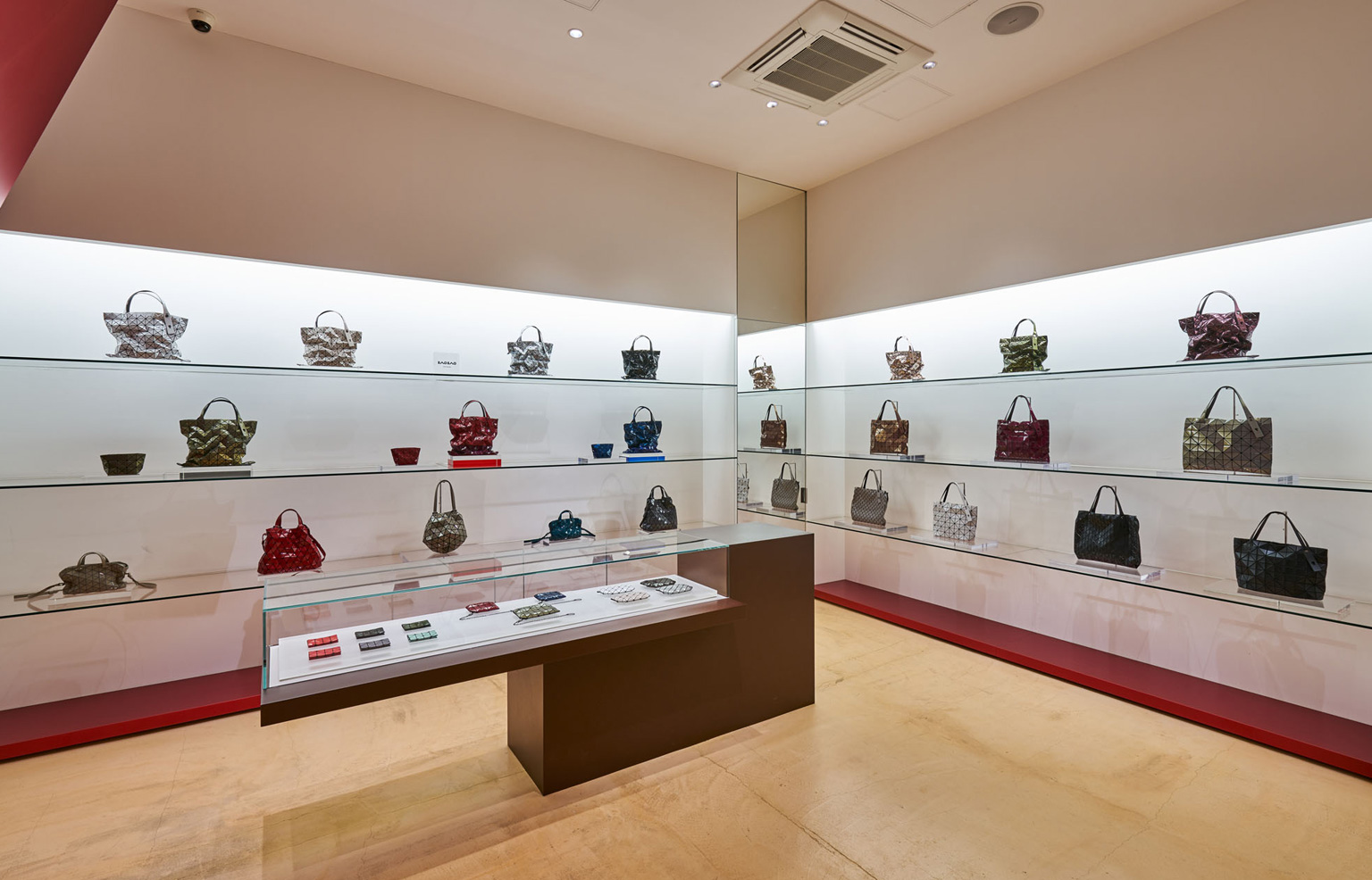 BAO BAO ISSEY MIYAKE