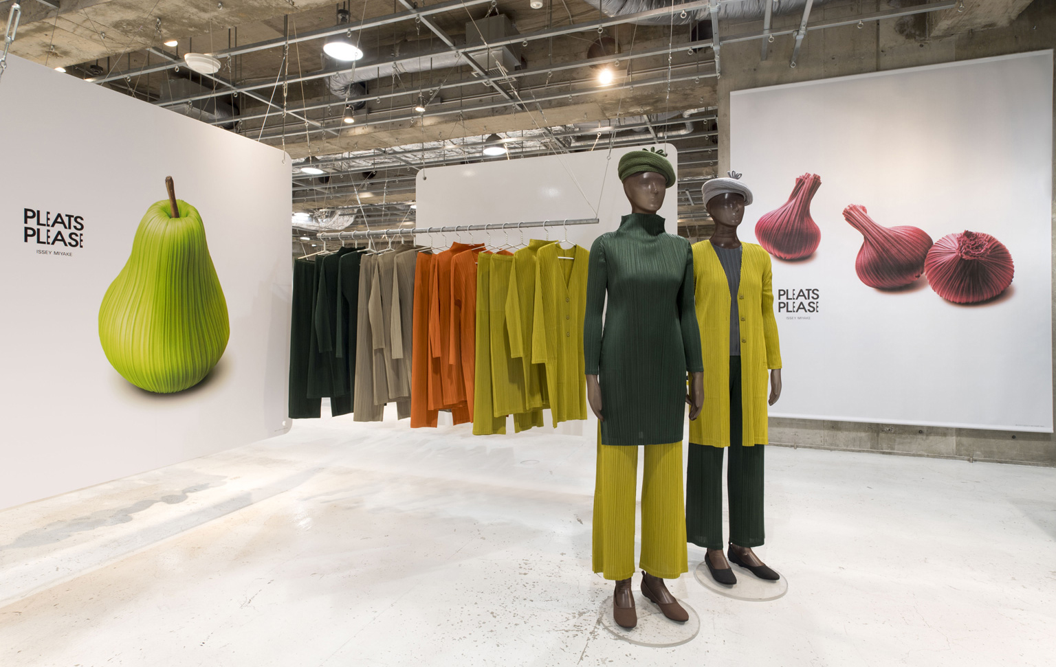 Visual series: VITAMIN, ELTTOB TEP ISSEY MIYAKE / SEMBA