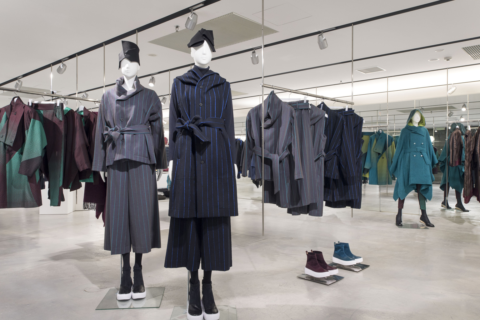ISSEY MIYAKE / SEMBA
