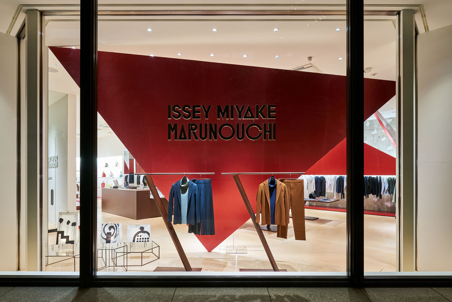 ISSEY MIYAKE MARUNOUCHI