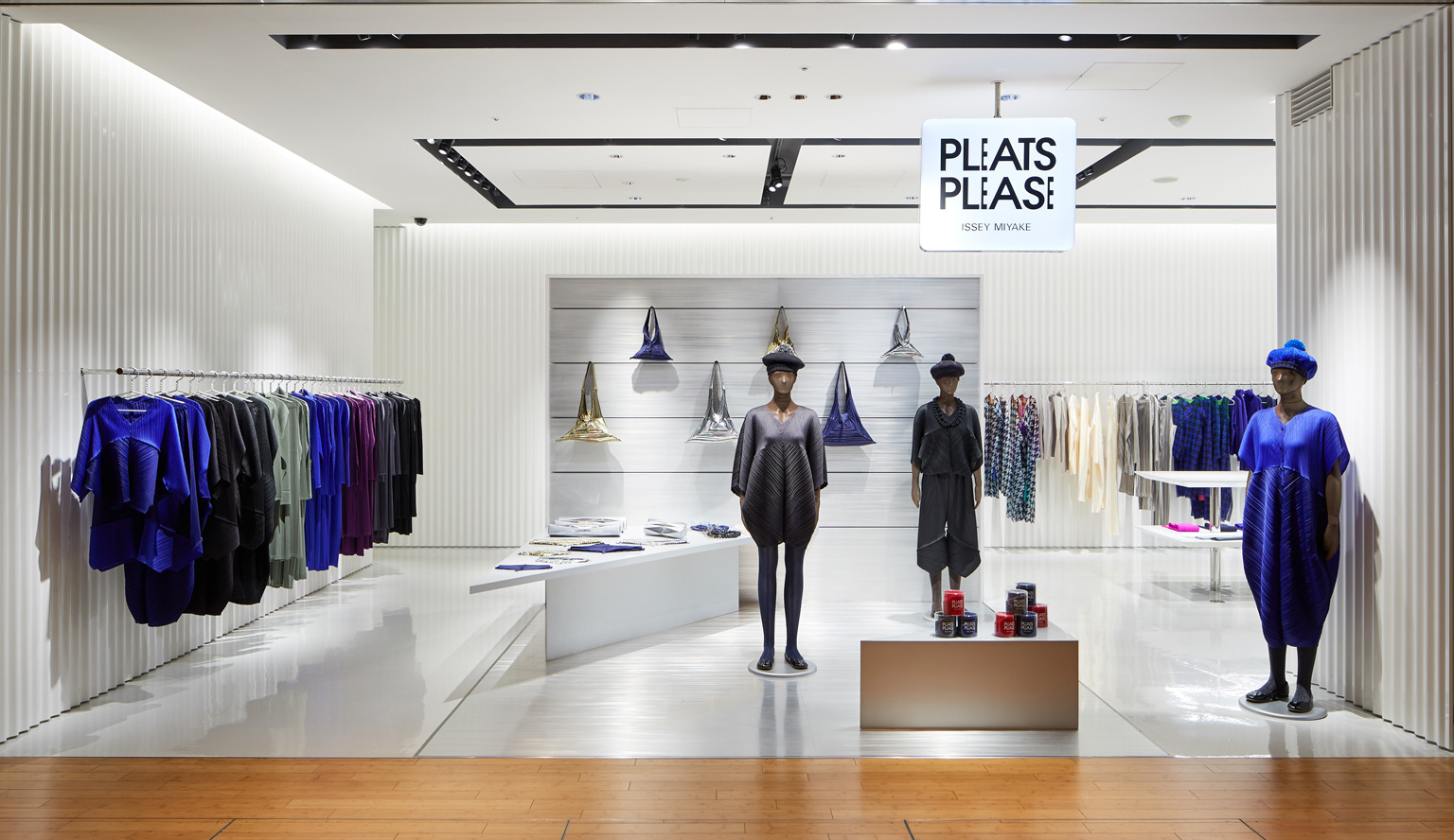 PLEATS PLEASE ISSEY MIYAKE / ROPPONGI