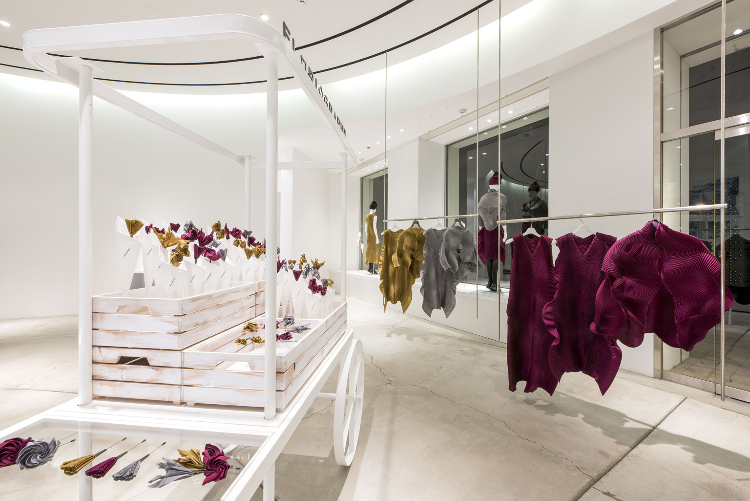 ISSEY MIYAKE