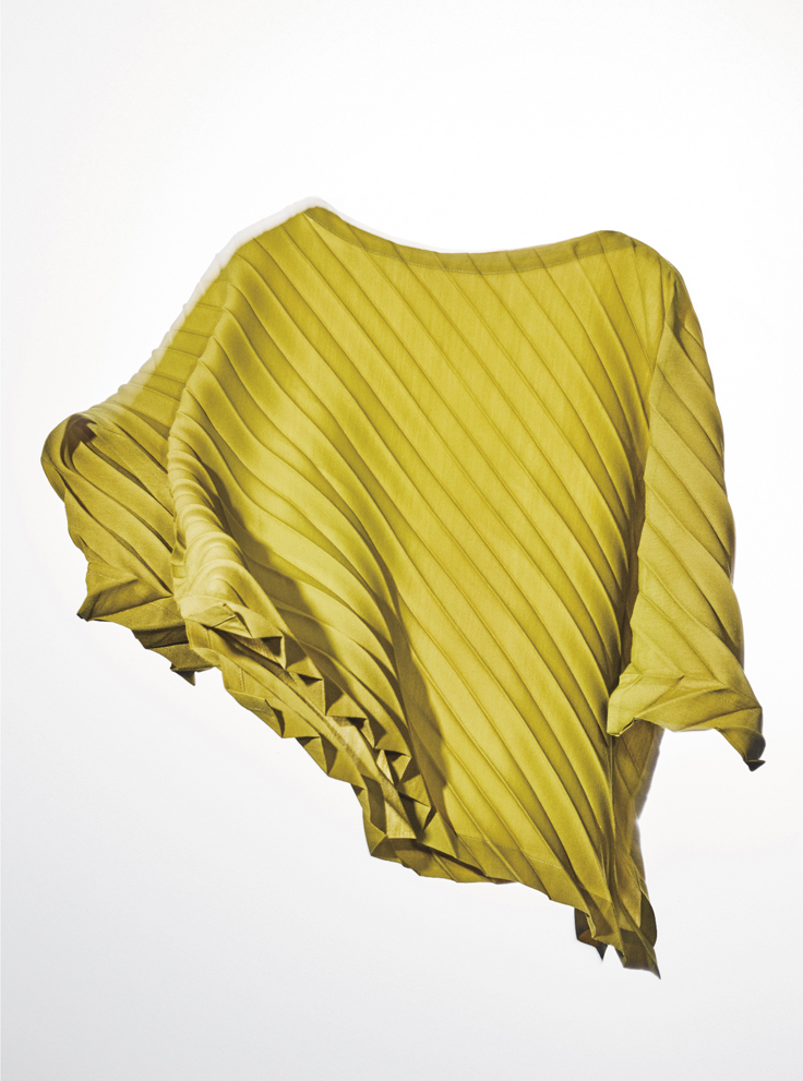 WOOL LIKE ANGLE PLEATS