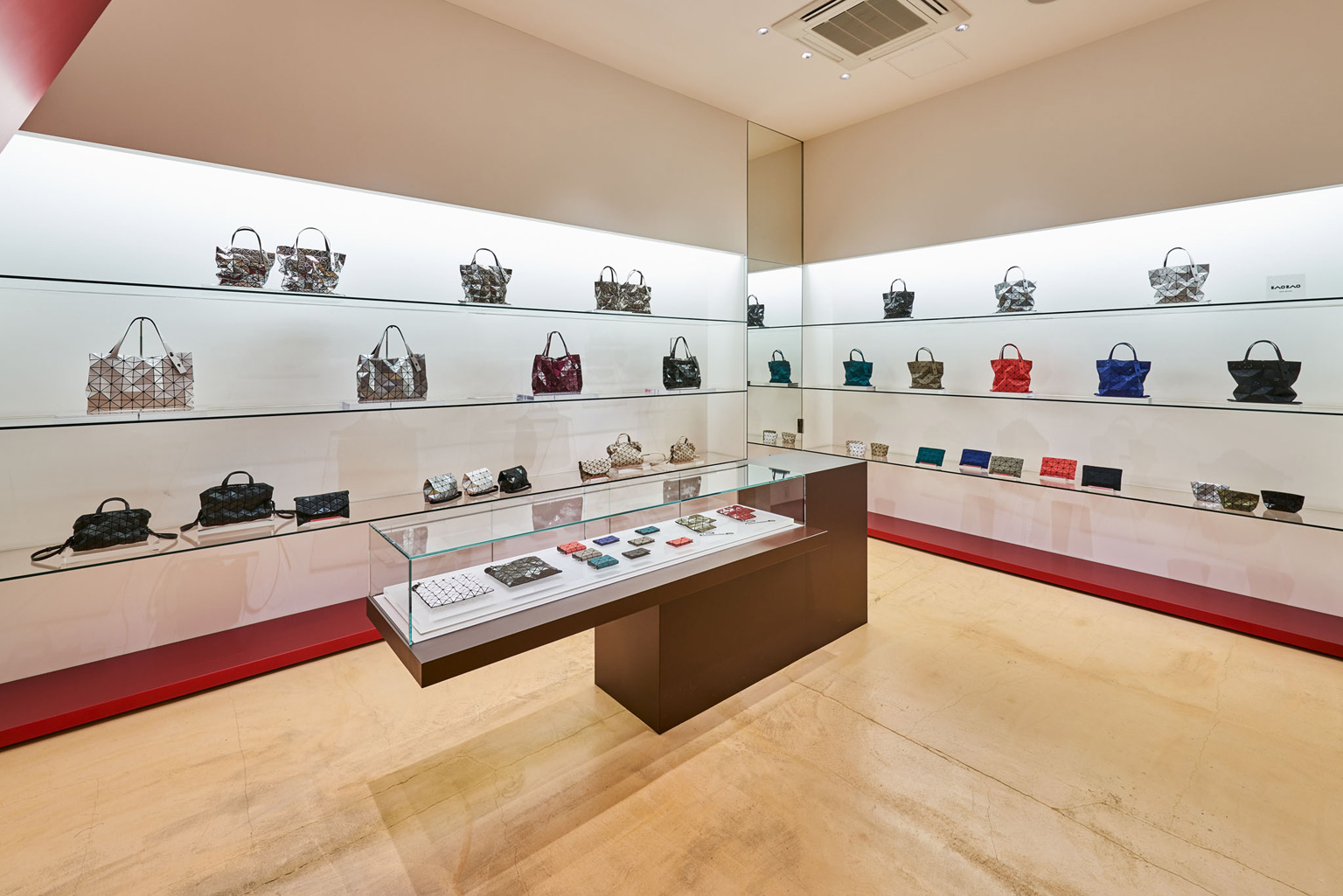 BAO BAO ISSEY MIYAKE