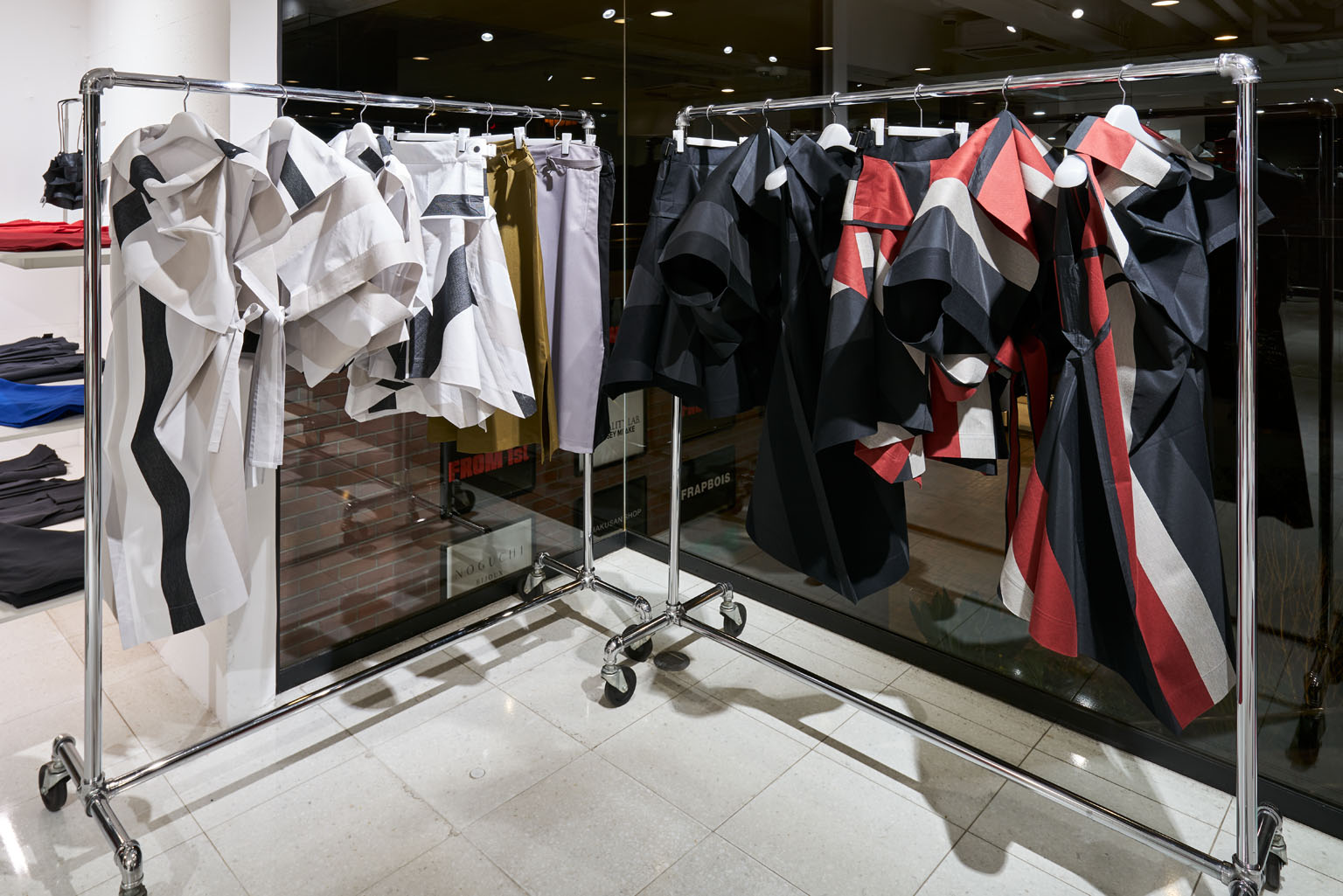 132 5. ISSEY MIYAKE