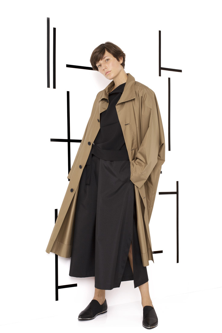 FLAT WIND COAT