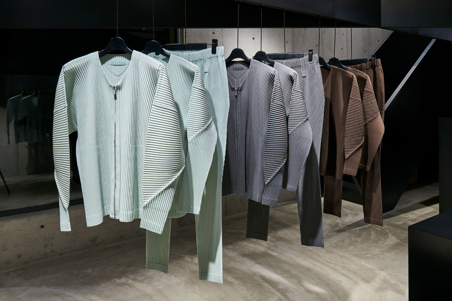 HOMME PLISSÉ ISSEY MIYAKE / DAIKANYAMA