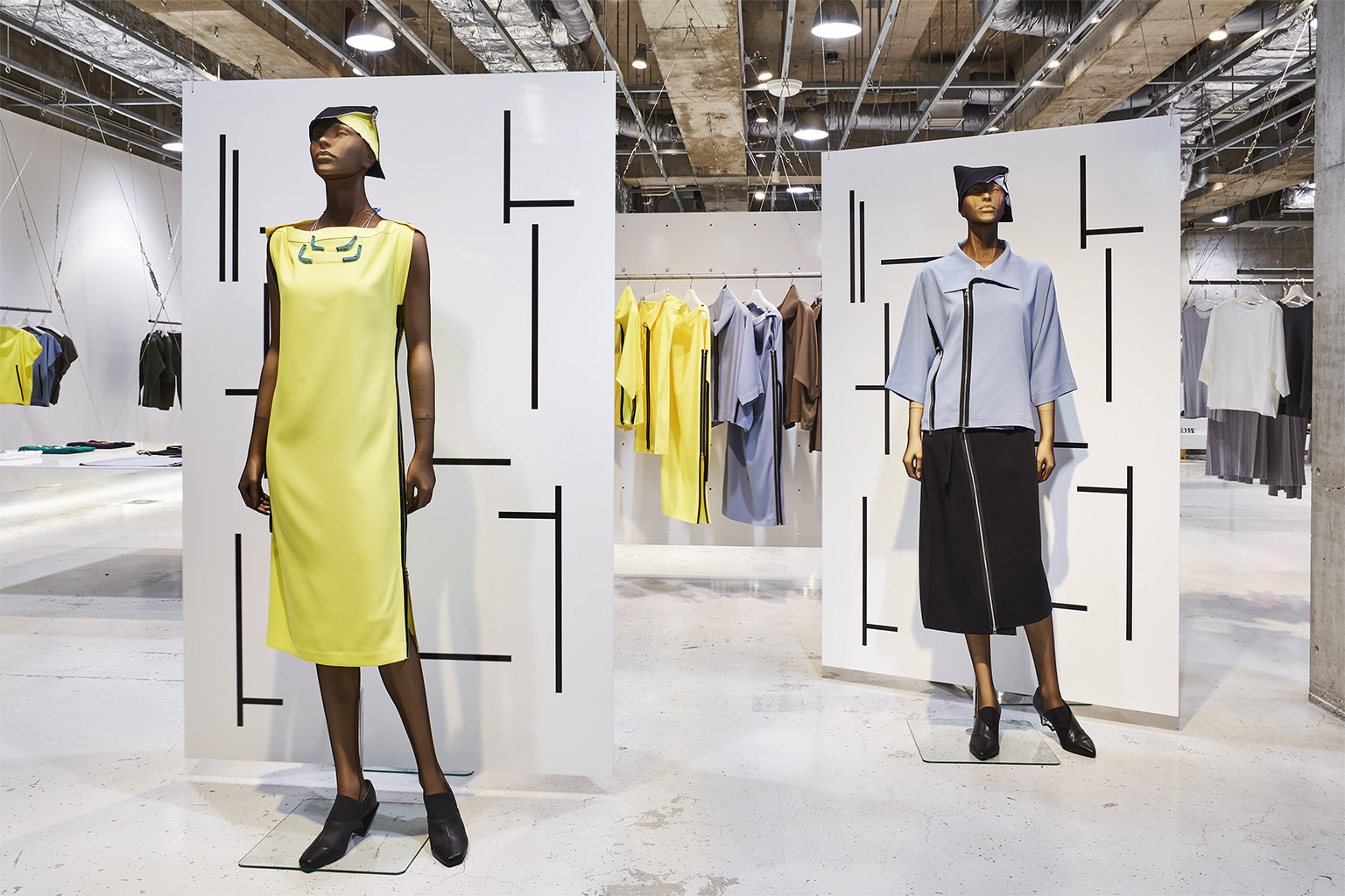 132 5. ISSEY MIYAKE