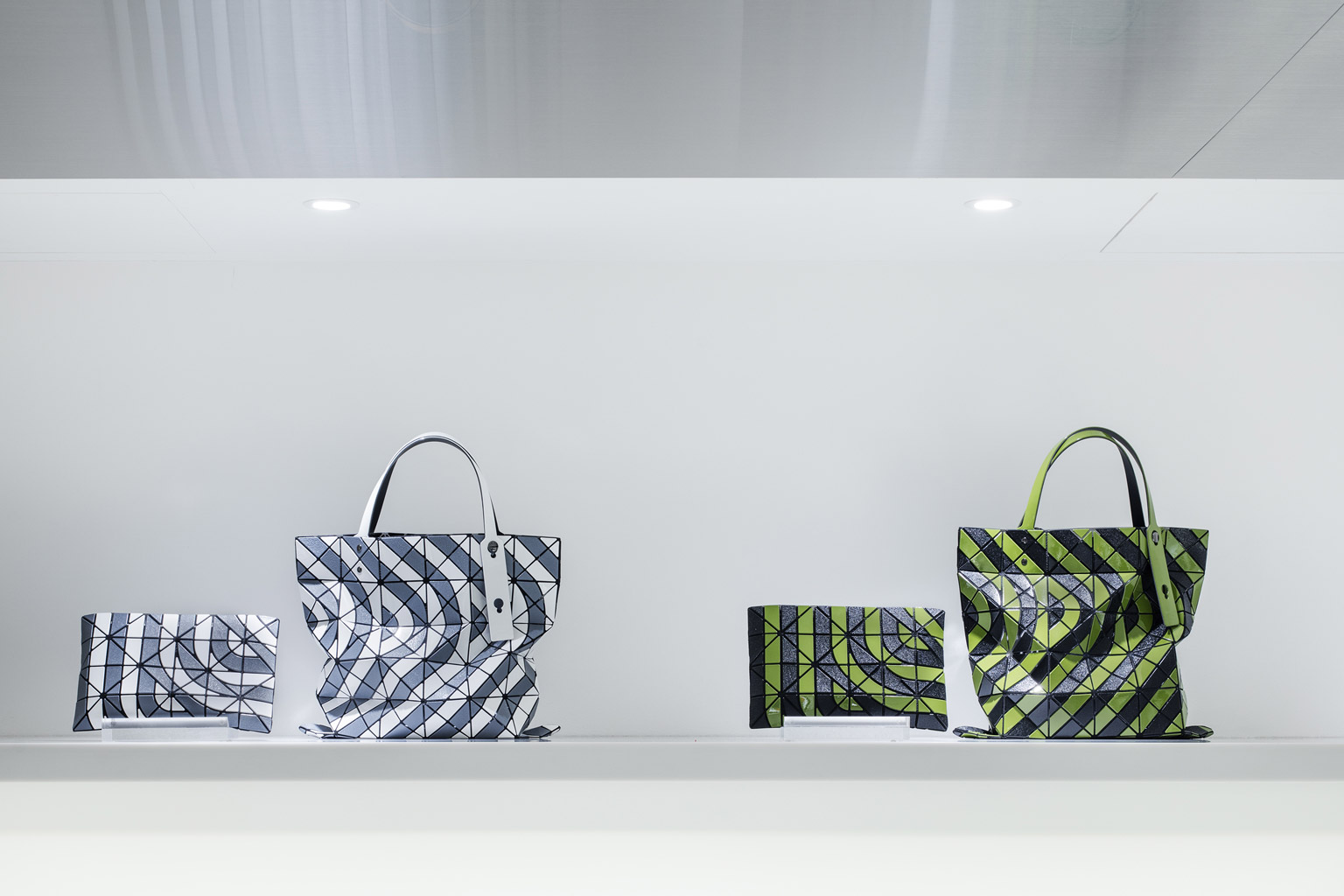 ISSEY MIYAKE GINZA / OMOTE