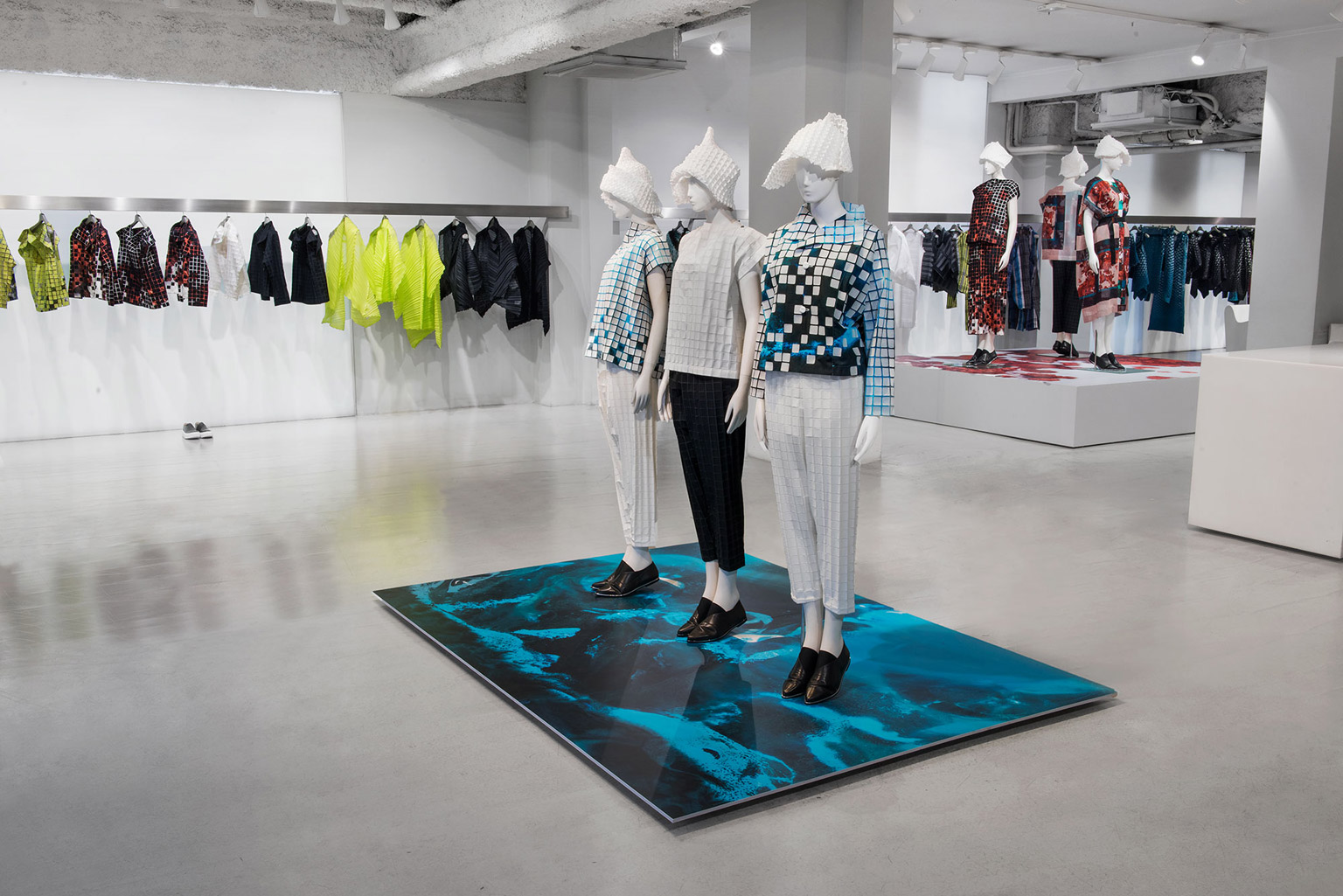 ISSEY MIYAKE