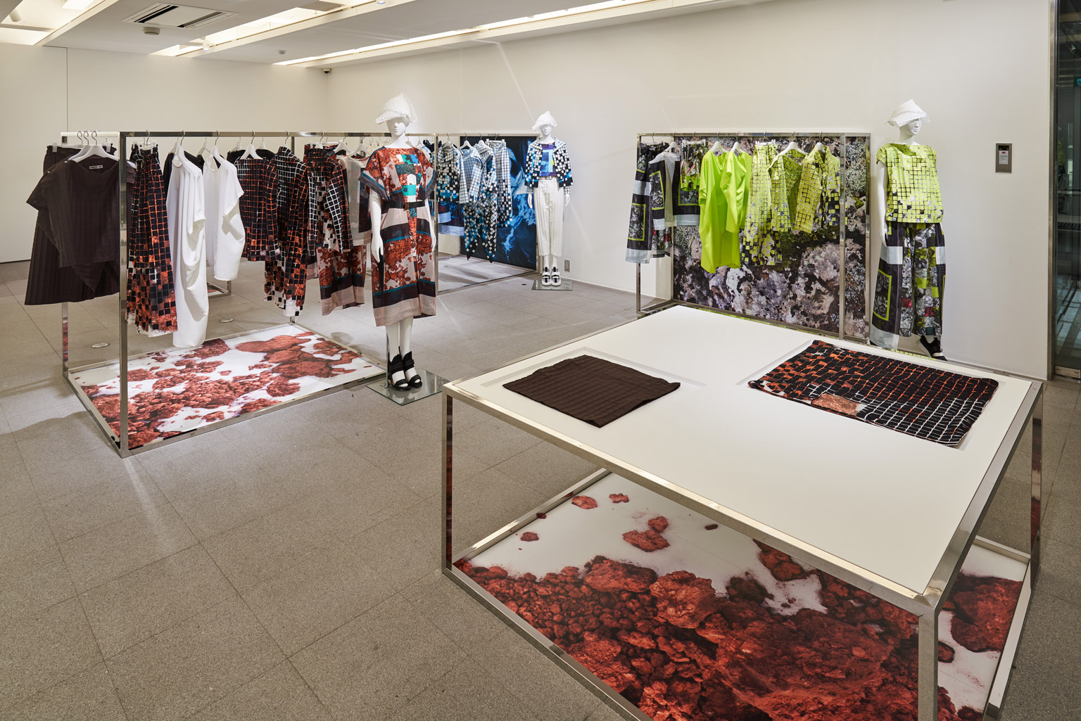 ISSEY MIYAKE