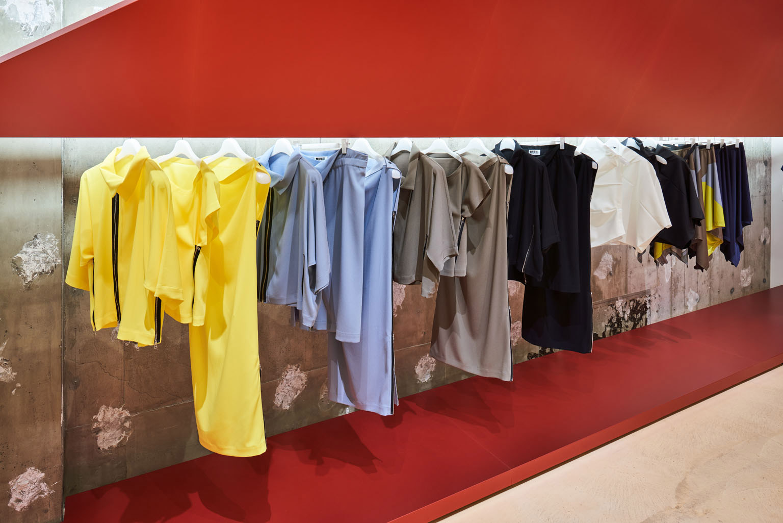 132 5. ISSEY MIYAKE