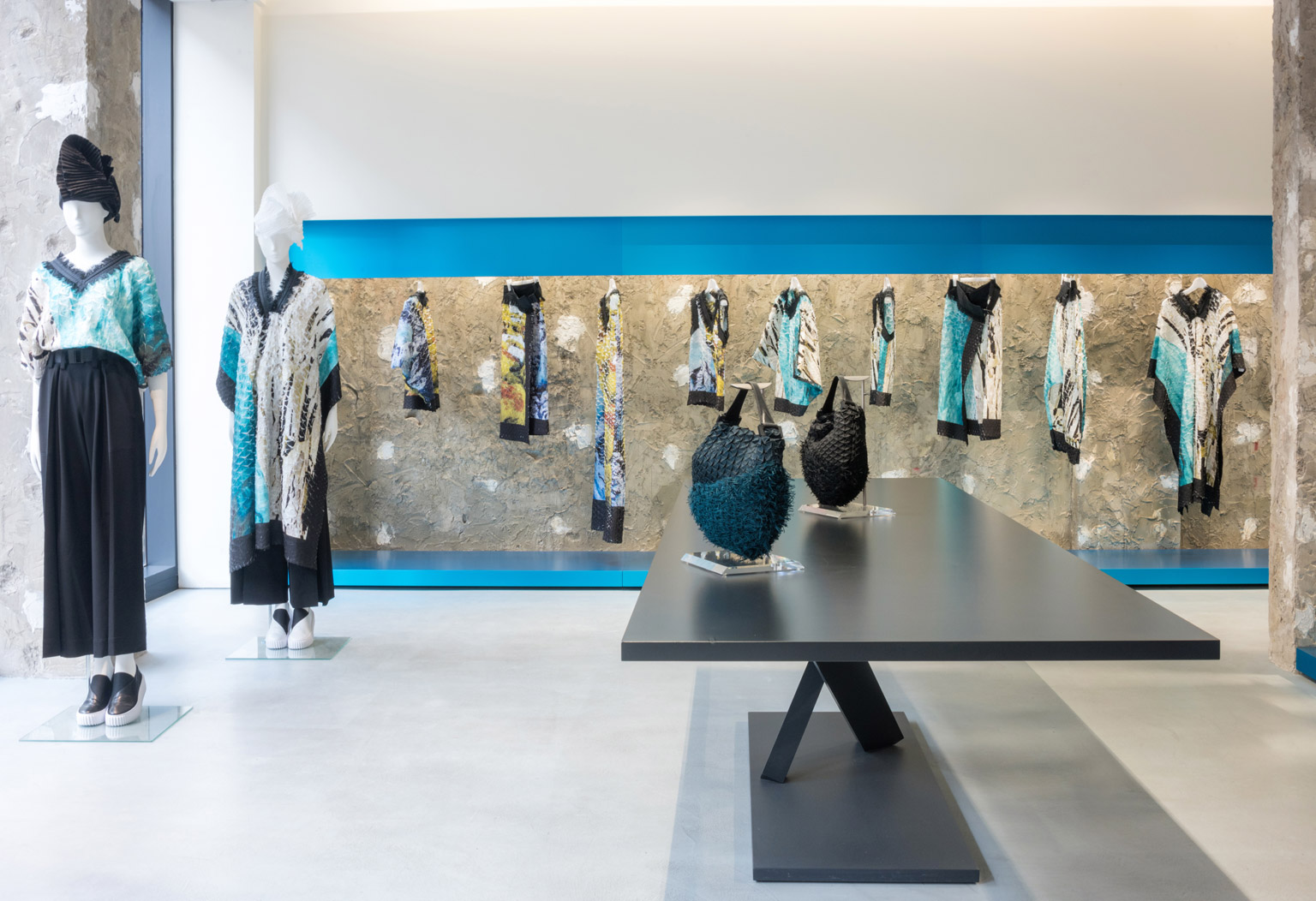 ISSEY MIYAKE