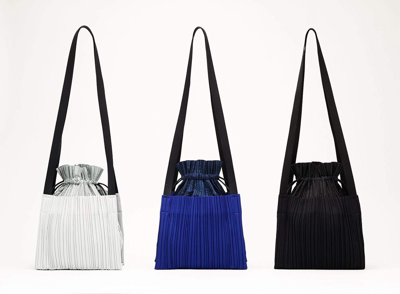 SQUARE PLEATS BAG