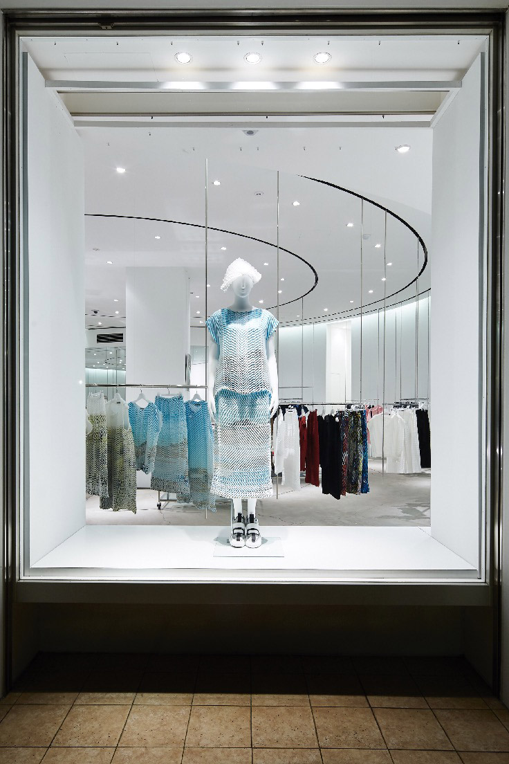 ISSEY MIYAKE
