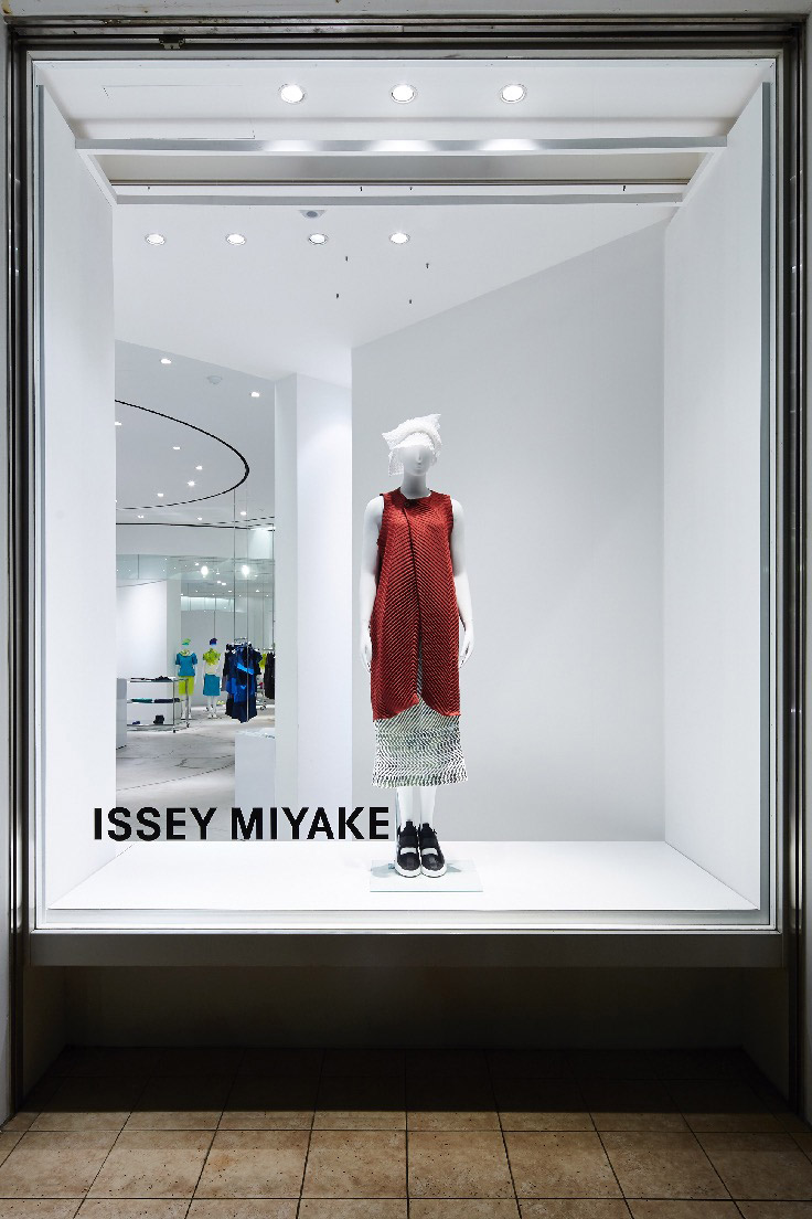 ISSEY MIYAKE
