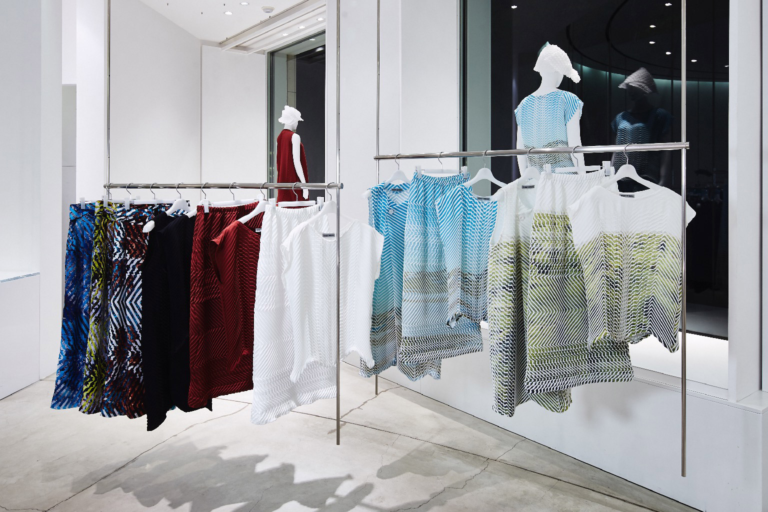 ISSEY MIYAKE