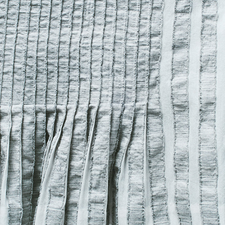 TOP GRAY STRIPE