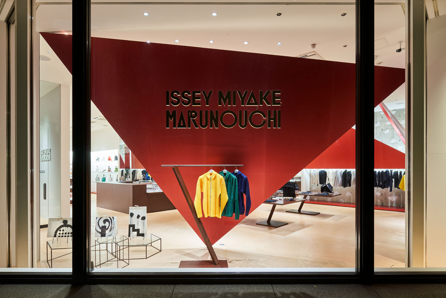 ISSEY MIYAKE MARUNOUCHI