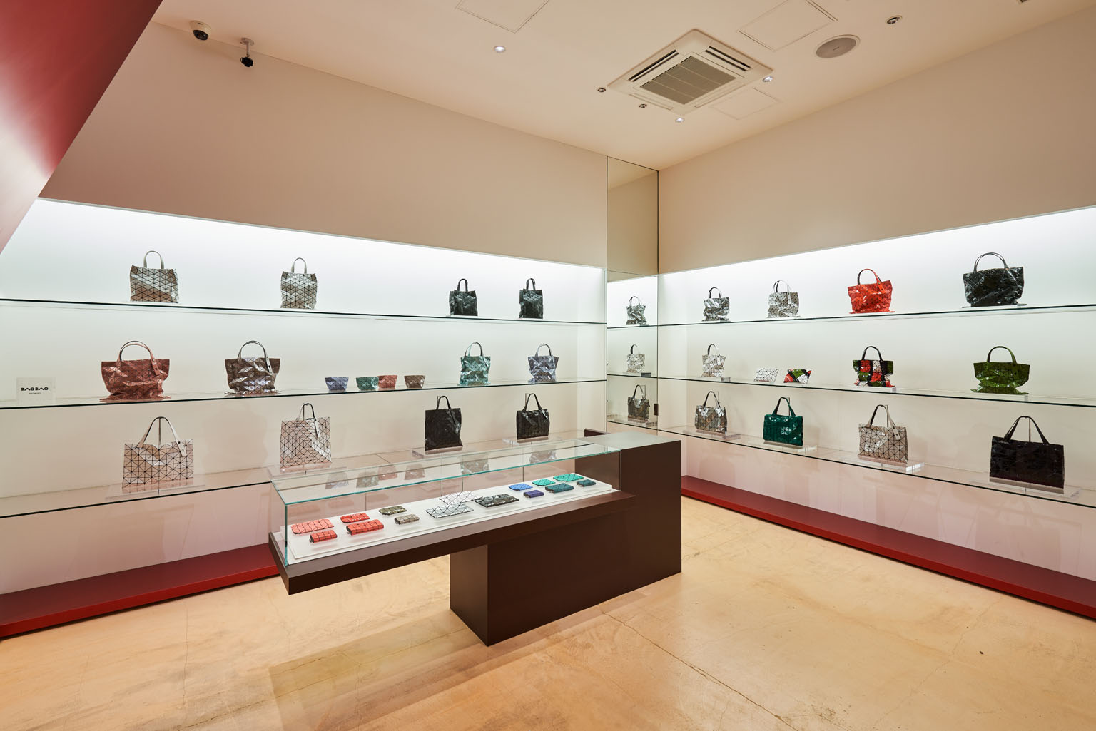 BAO BAO ISSEY MIYAKE