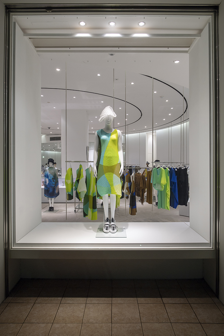 ISSEY MIYAKE