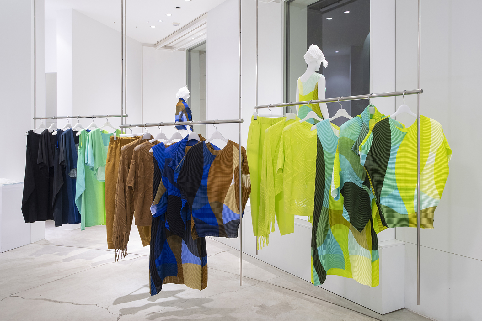 ISSEY MIYAKE