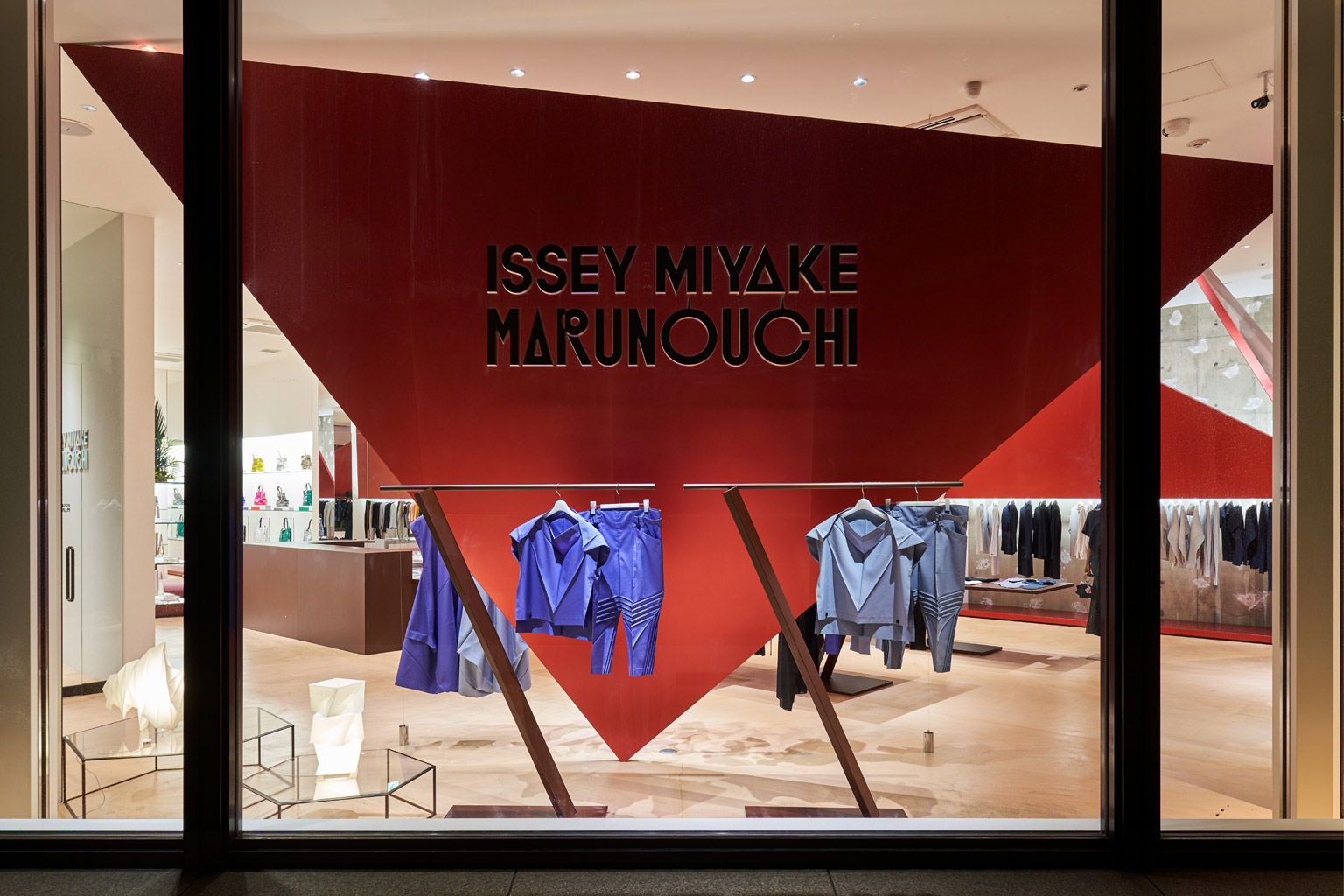 ISSEY MIYAKE MARUNOUCHI