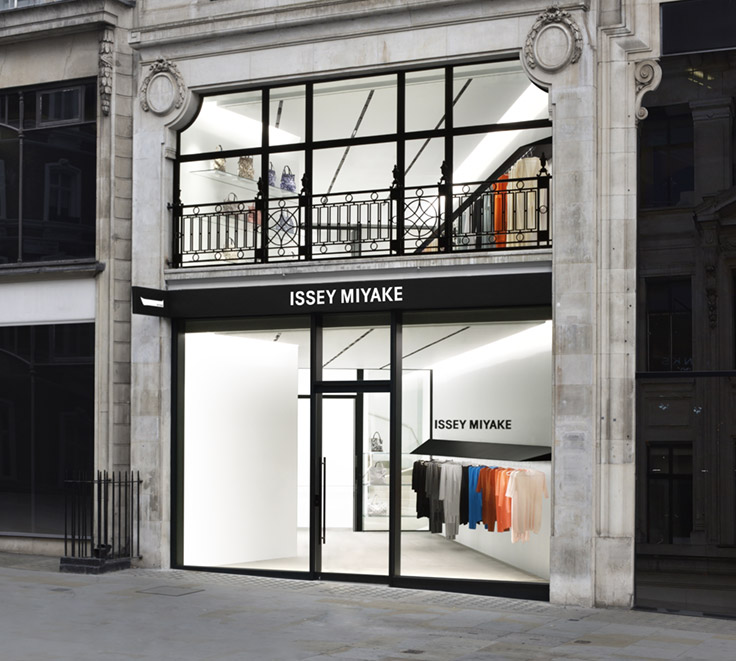 ISSEY MIYAKE / LONDON 33 BROOK