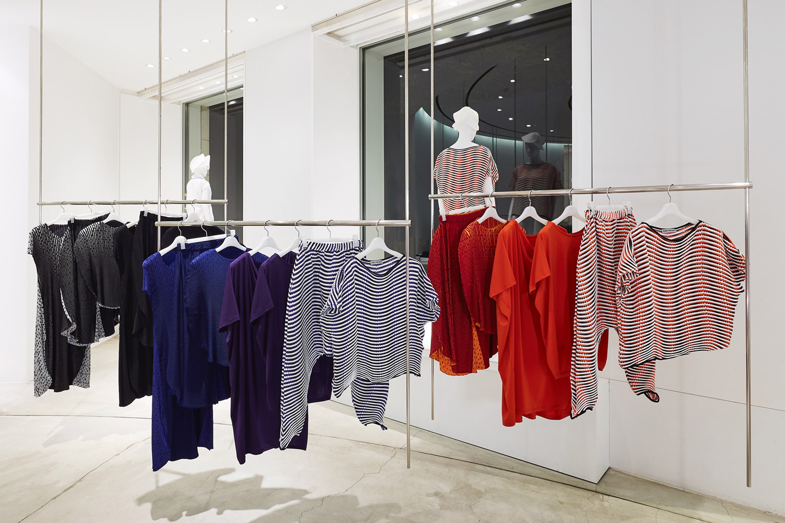 ISSEY MIYAKE