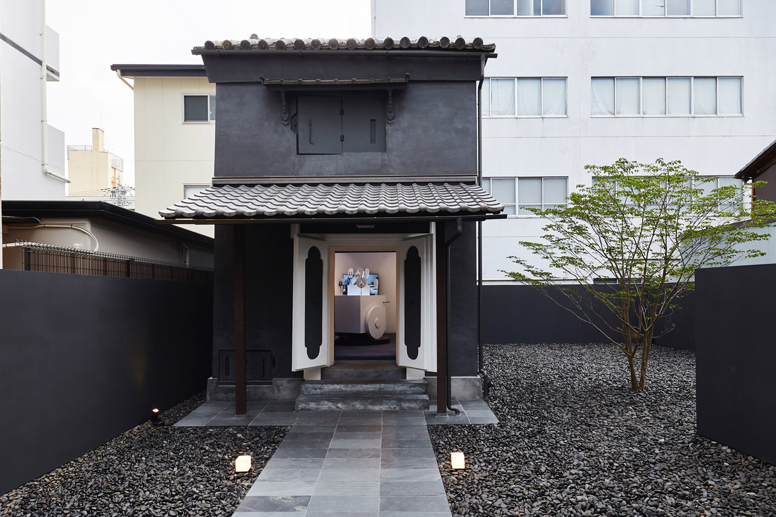 ISSEY MIYAKE KYOTO KURA展:团扇
